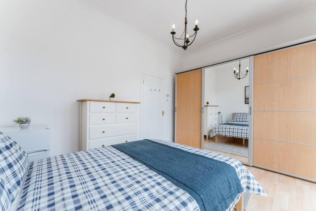 Comfortable Double Room For Your London Getaway Bagian luar foto